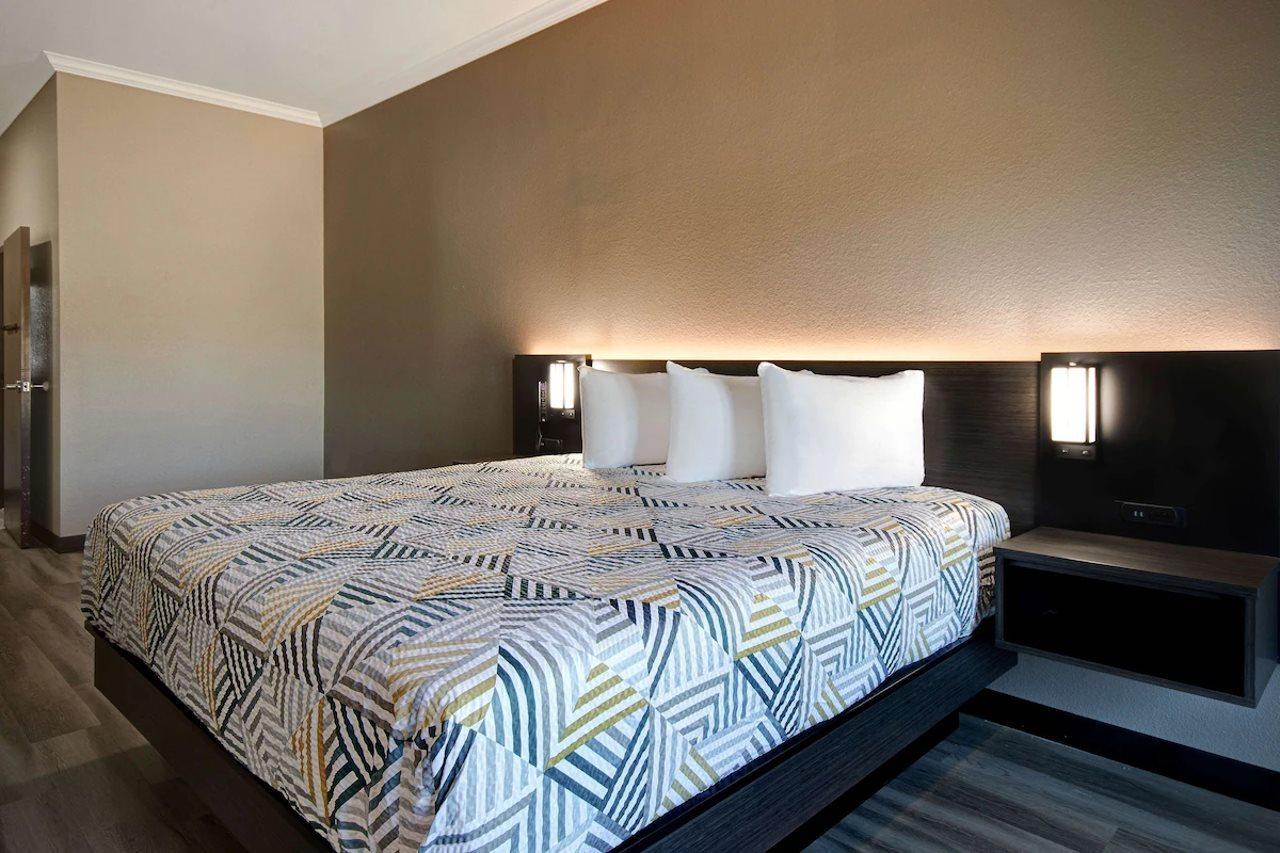 Comfort Suites Fort Worth South エクステリア 写真